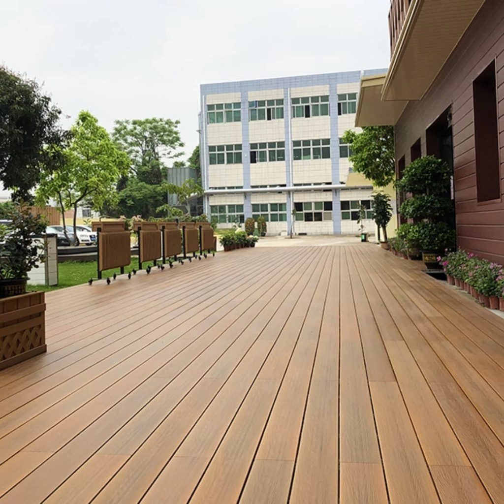 China weatherproof decking factory